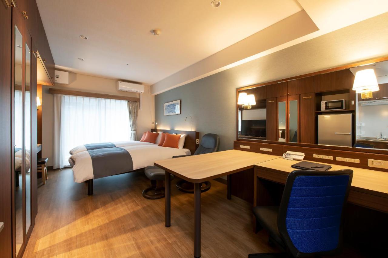 Hotel New Port Йокосука Экстерьер фото